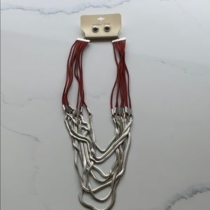 Necklace and stud earrings set